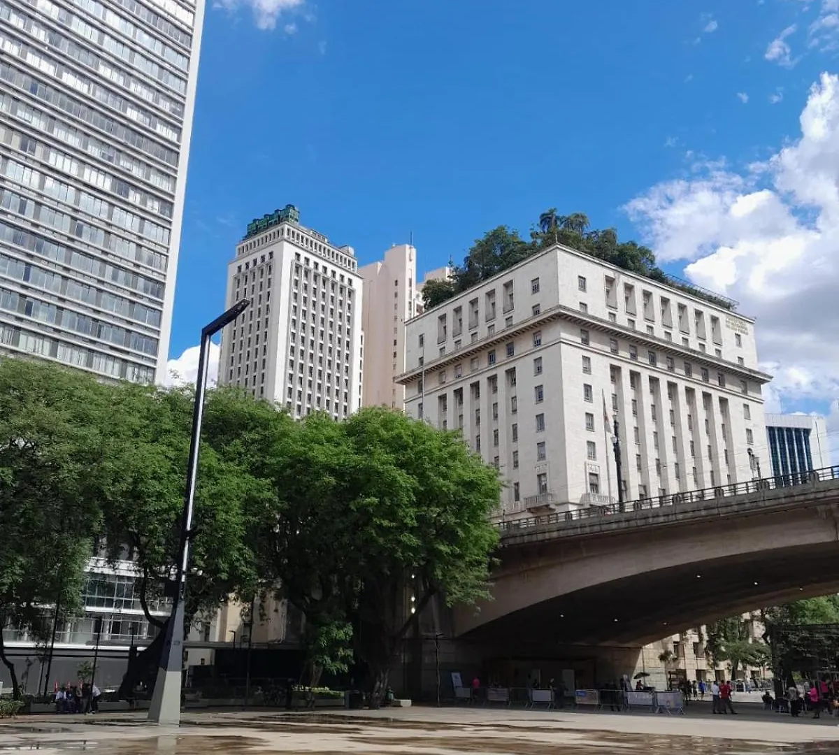 Apto Centro Sp Otima Localizacao 圣保罗